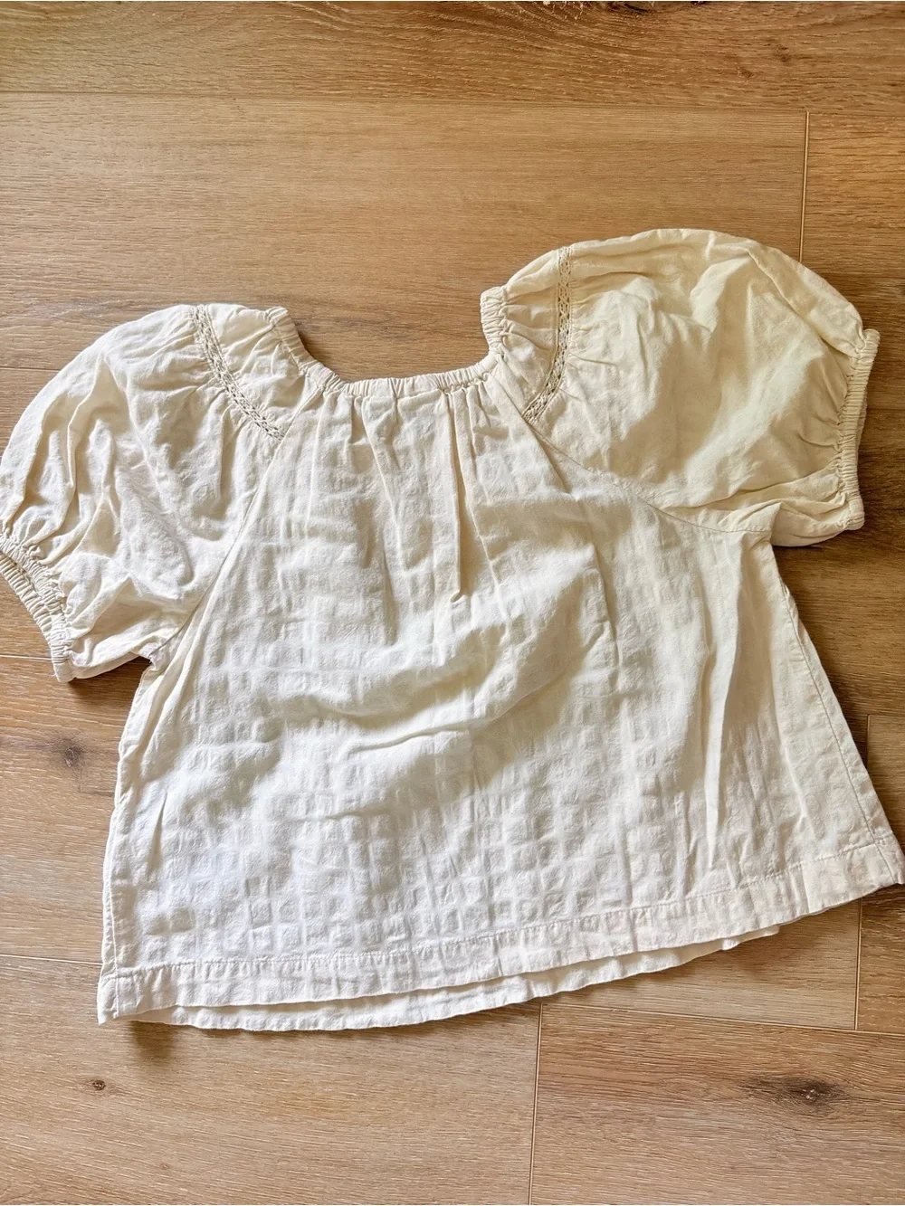 GAP Girls Light Cream Puff Sleeve Blouse